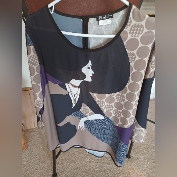 Bali Corp. Womens Size XL Art Deco Lady Silhouette with gold beaded jewelry - Picture 1 of 8